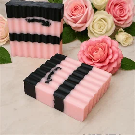 סבון גוף טבעי ורדים ופחם פעיל